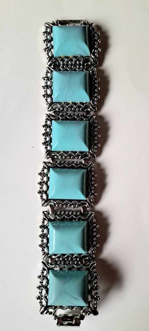 Vintage FAUX Turquoise 60's Bracelet, 7"