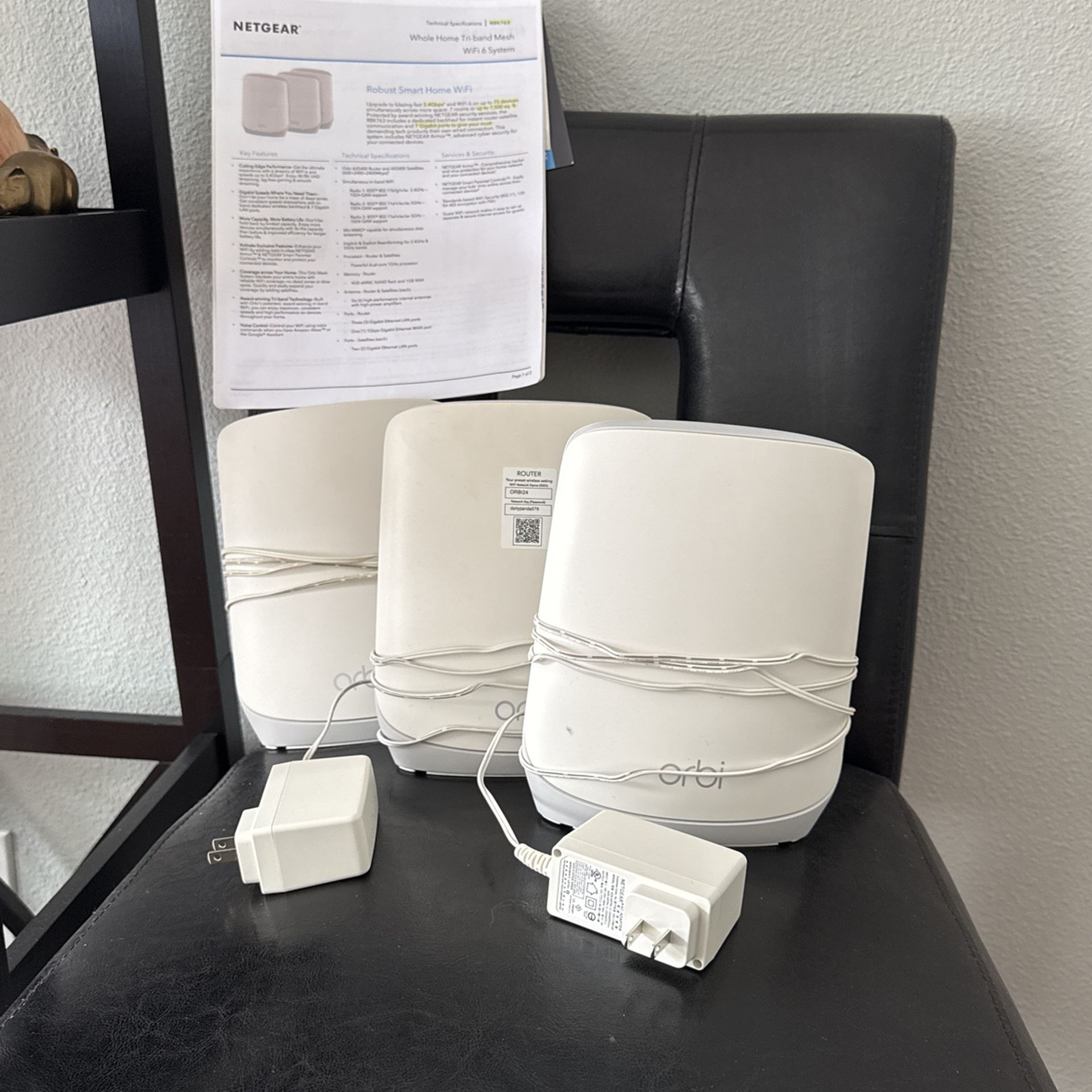 Netgear Orbi RBK760-100NAR AX5400 Tri-band WiFi 6 Mesh System 5.4Gbps Router with 2 Satellites