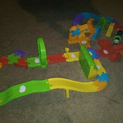 Thomas The Train Train Set! Lights Up, Moves, Makes Sounds!