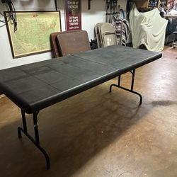 6 Foot Folding Table