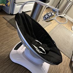 Mamaroo (NEW)