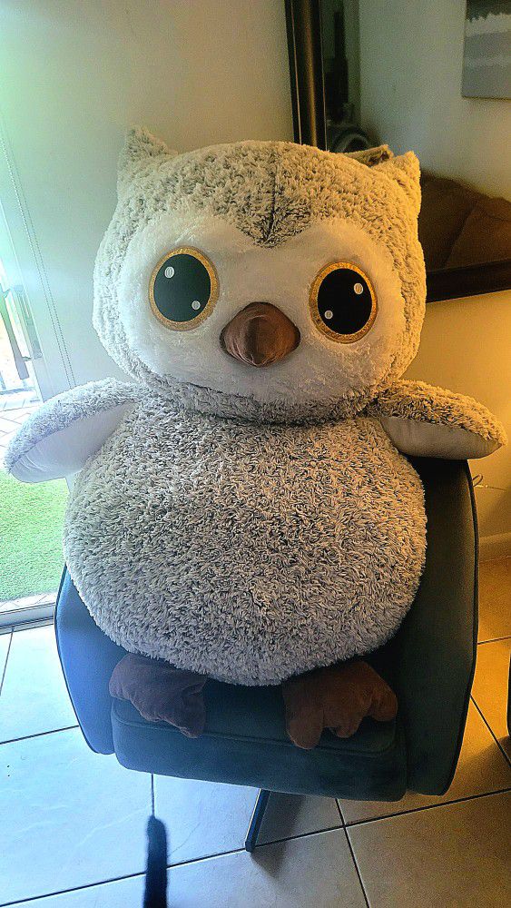 Giant stuffed owl