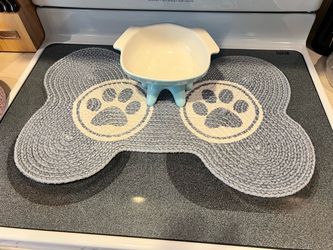 Dog bowl and placemat