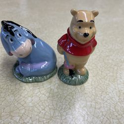 Disney Pooh And Eyesore Salt And Pepper Shakers