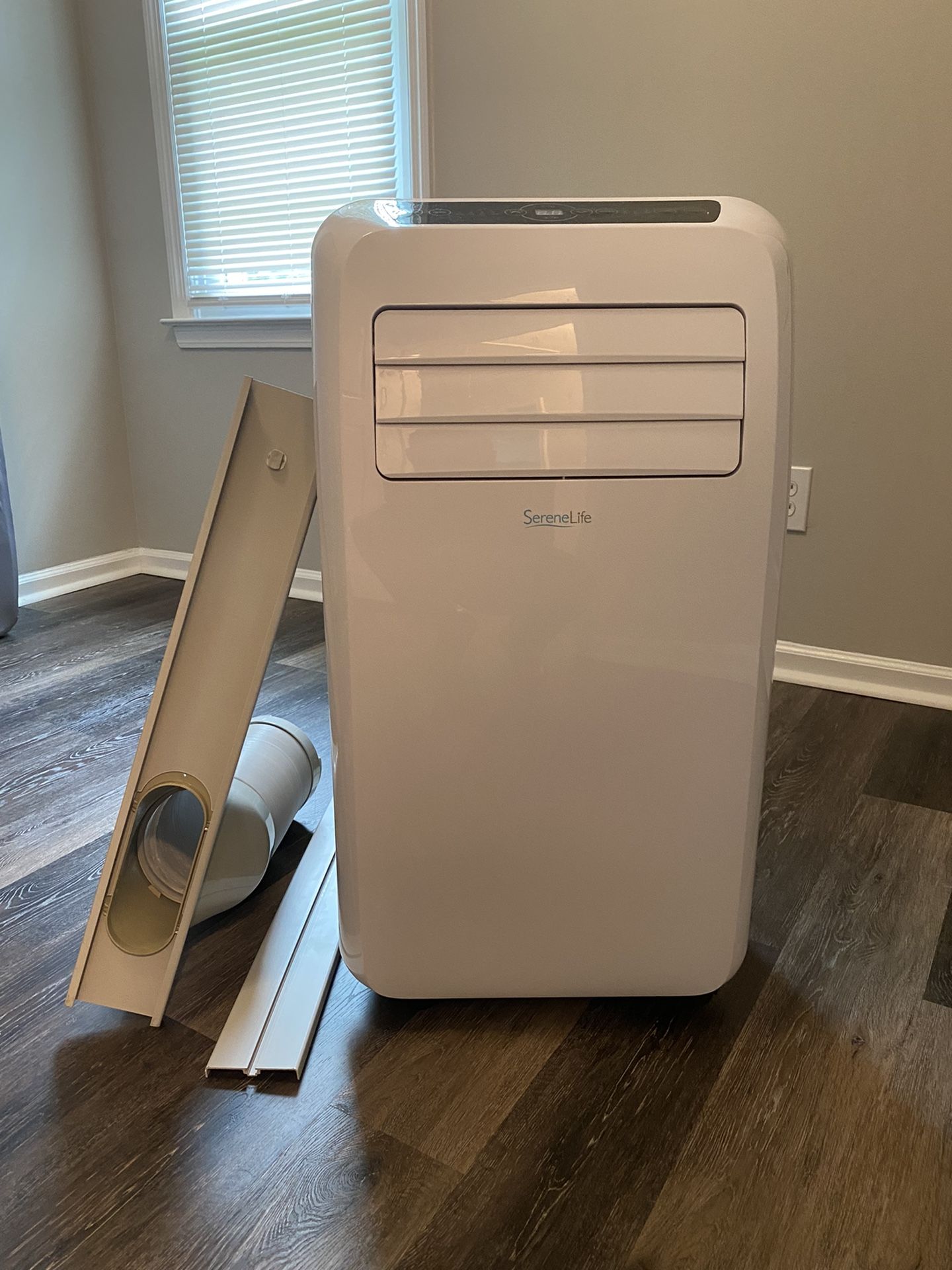 SereneLife SLACHT128 Portable Air Conditioner Compact Home AC Cooling Unit  with Built-in Dehumidifier u0026 Fan Modes, Quiet Operation for Sale in Irmo,  SC - OfferUp