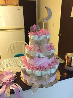 Diaper cake (love you to the moon and back)