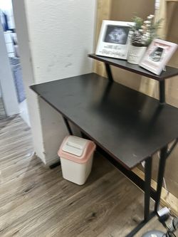 desk