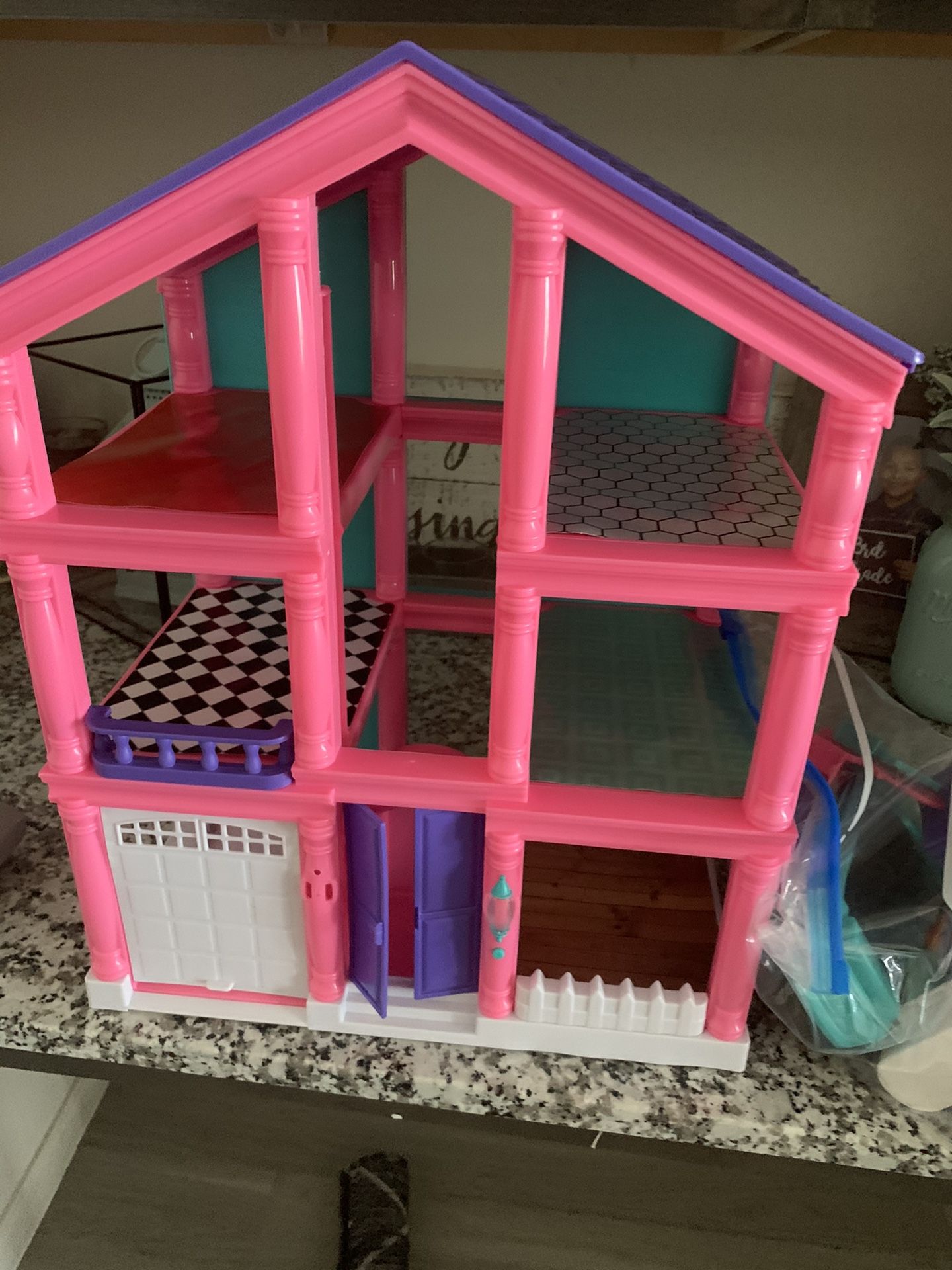 Doll house with accessories