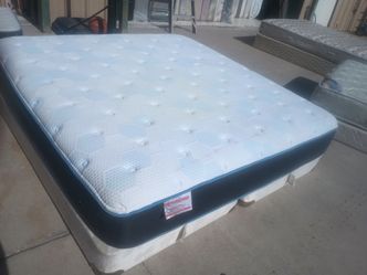 King mattress and box spring