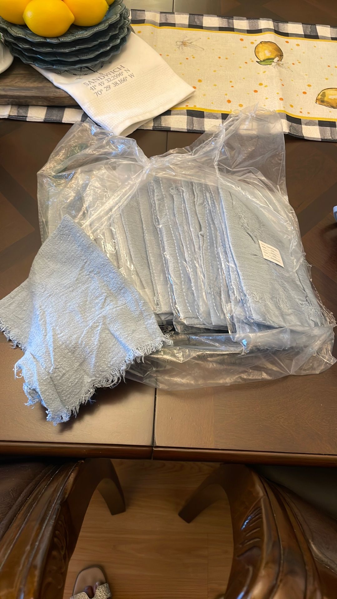 Fringe Cloth Napkins 17 Pieces