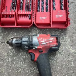 Milwaukee Drill And Bits 