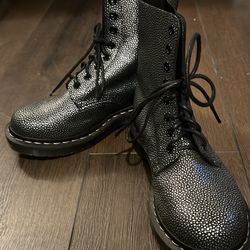Dr Martens 