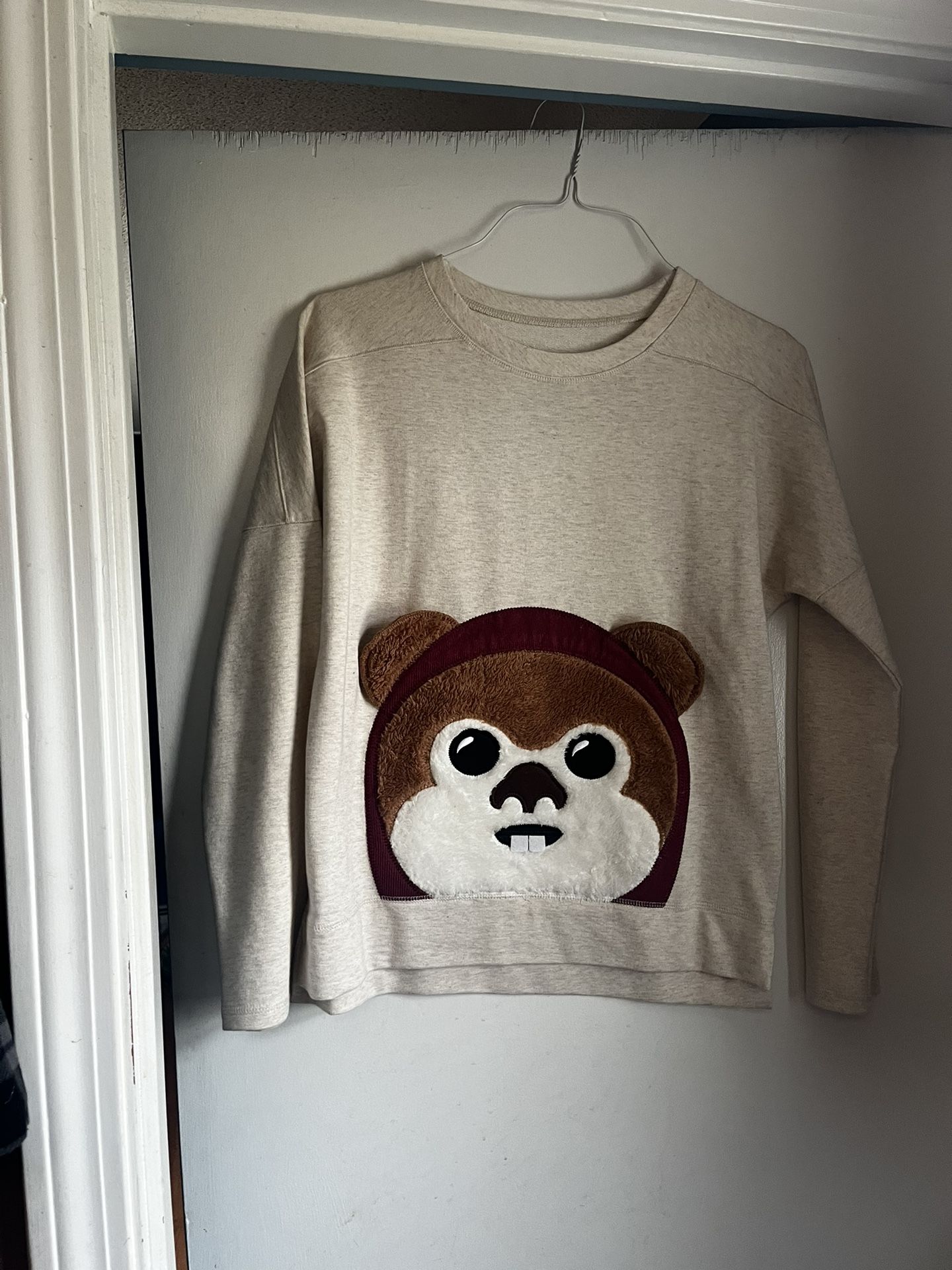 Star Wars EWOK Women’s Sweatshirt