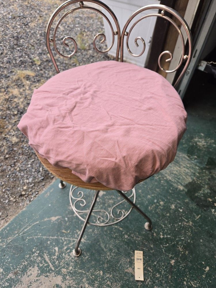 Antique / Vintage Small Icecream Chair