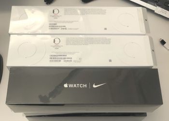 Brandnew Apple Watch series 5 44mm GPS +Cellular