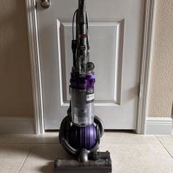 Dyson Ball DC25 Vacuum 
