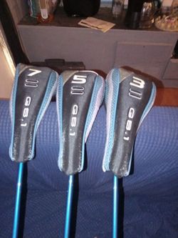 Left handed golf clubs