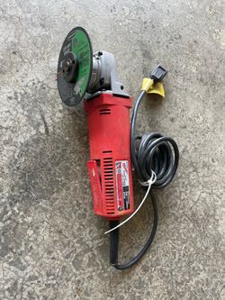 Milwaukee grinder