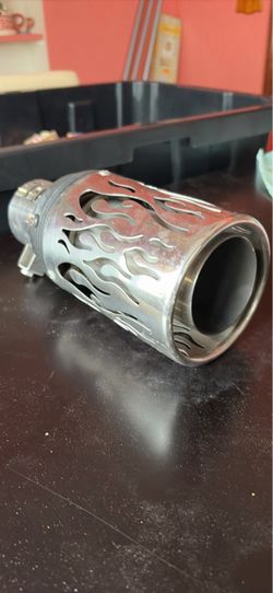 Exhaust tip