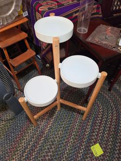 IKEA SATSUMAS 3-Tier Plant Stand – Bamboo & White