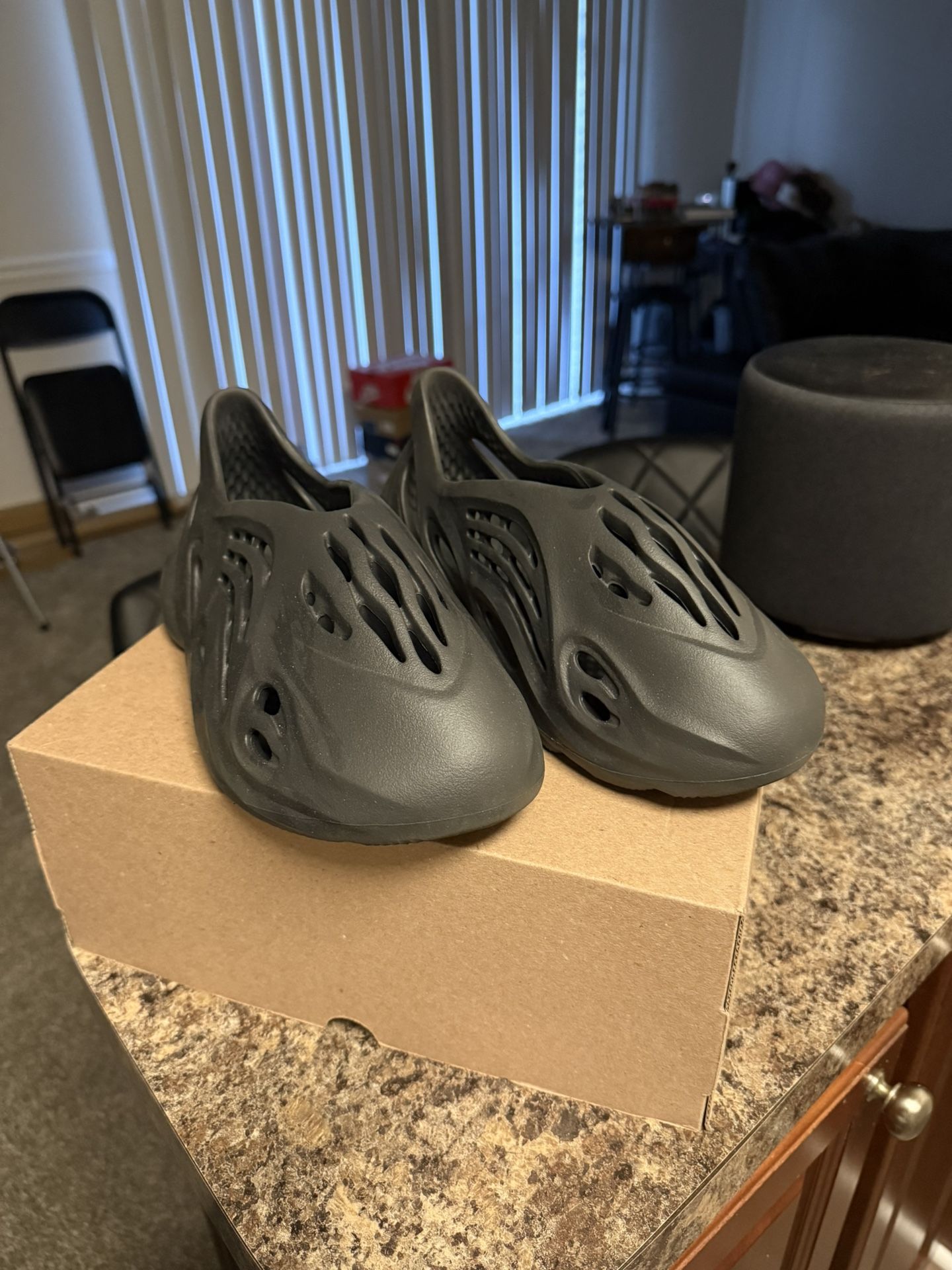 Yeezy Foam Runner / Size 9 / Brand New 