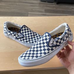 LV x Supreme Vans (Slip-on) for Sale in Aloha, OR - OfferUp