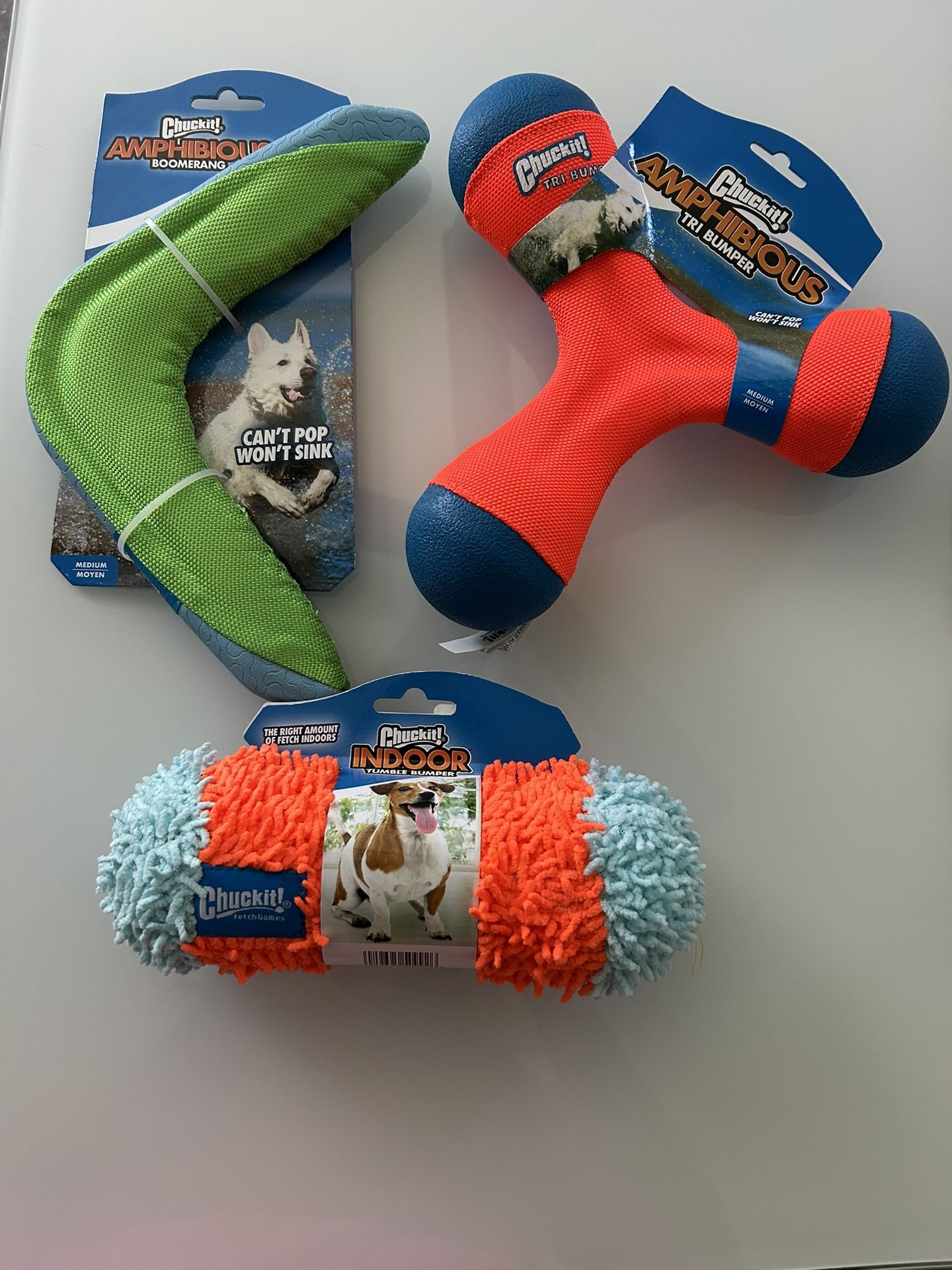 Chuckit! Amphibious Boomerang Dog Toy, Color Varies, Medium
