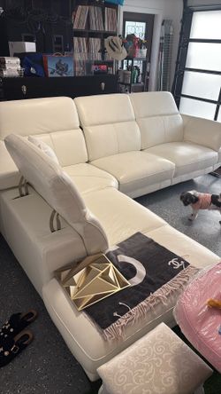 White leather sofa from El Dorado furniture