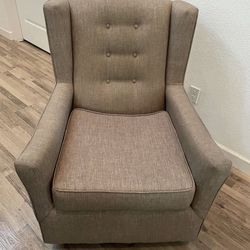 Almost New 360 Swivel Rocker Recliner Sofa with Excellent Condition