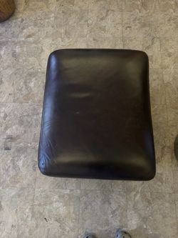 Dark brown Ottoman
