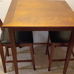 Dining Room Table With 2 Chairs