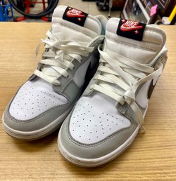 Nike Dunk Low Retro White Grey Fog Black DR9654-001 Men’s Size 9.5