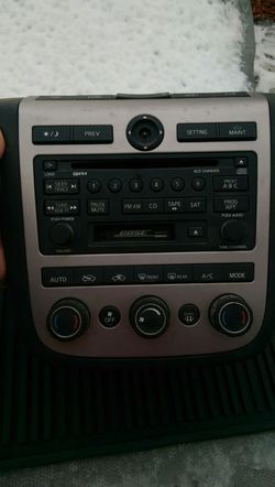 Nissan Radio with heater controls