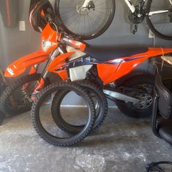 Dirt Bike Tires From KTM Enduro 
