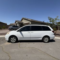 2005 Toyota Sienna