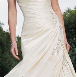 Sofia Tolli Wedding Dress