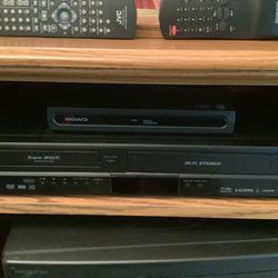 JVC DR-MV100 DVD VCR Recorder & Player Combo VHS HDMI with remote Transfer Video Machine 