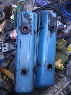 Chevy 350 v8 valve covers