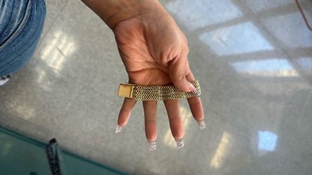 Bracelet