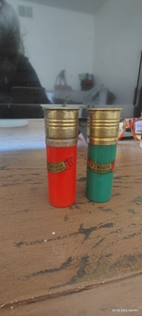 Shotgun Shell Souvenir Salt And Pepper Shaker