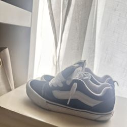 Knu Vans