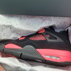 Jordan Retro 4's  Size 10.5... KD 14 Size 11. 