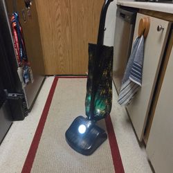 2017 Haunted Helper Vacuum Cleaner Bump & Go Motorized w/ Lights and Sounds