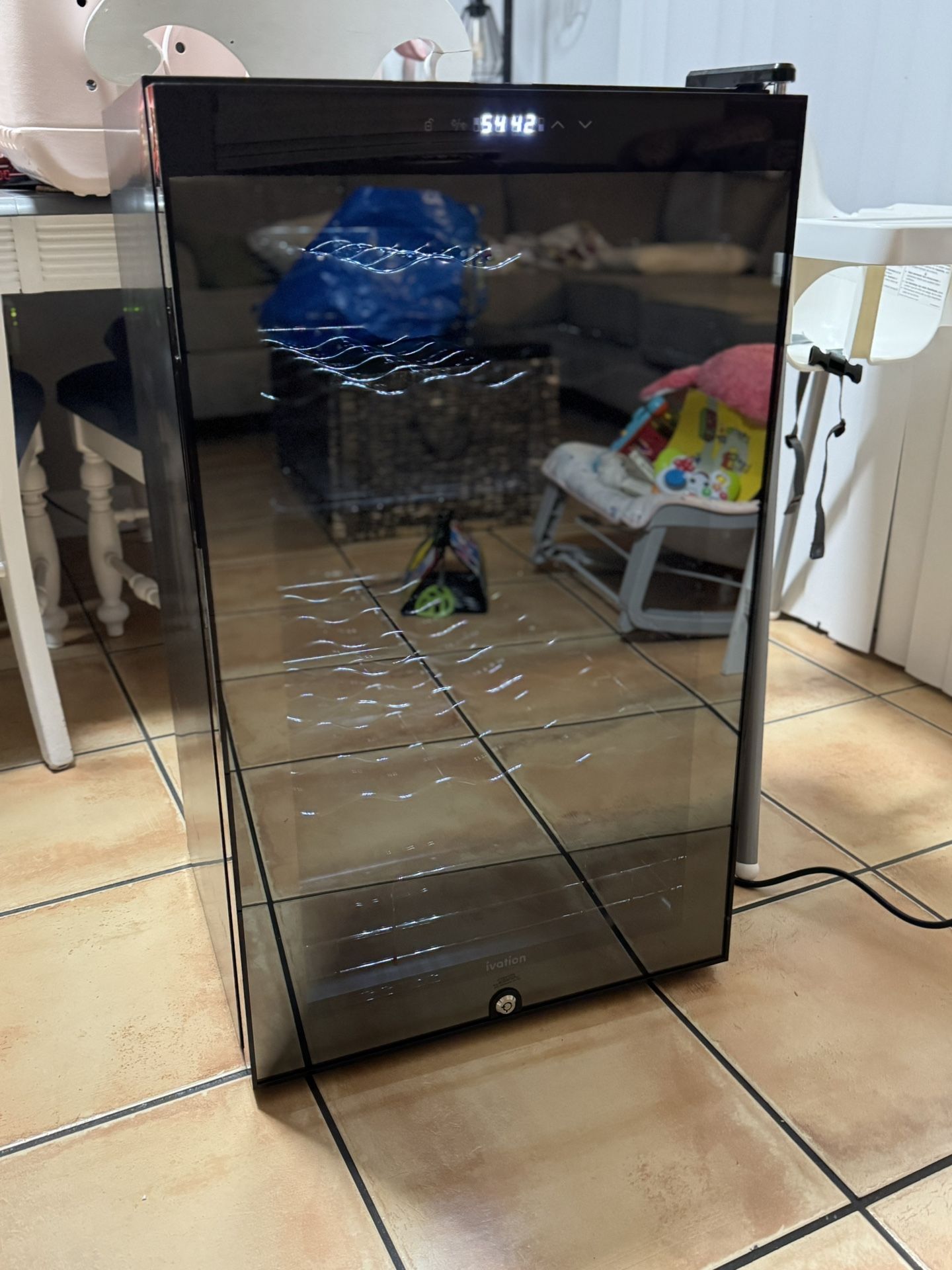 Ivation 33 Bottle Wine Cooler