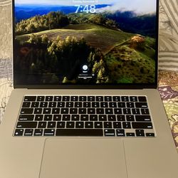2023 MacBook Air 15”  M2