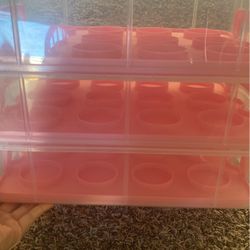 Pink 3 Tire Cupcake Carrier 