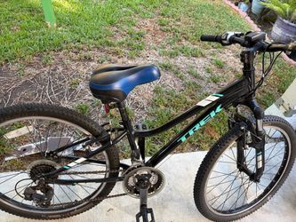 Trek Precaliber 24 21-speed mountain bike