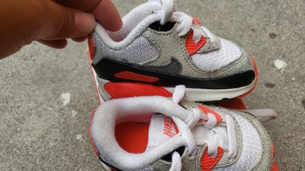BABY SHOES