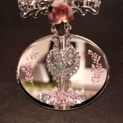 Glass baron cross