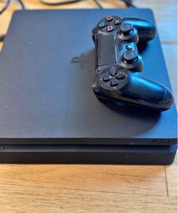 PS4 slim